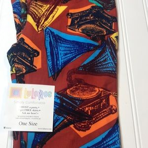 Buttery soft LulaRoe one size leggings